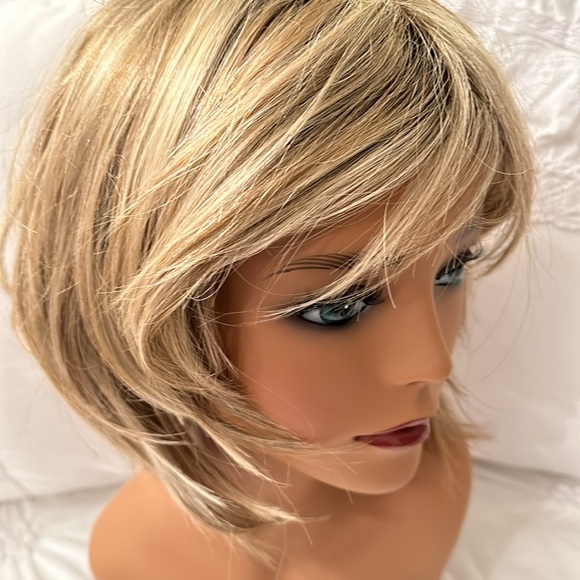 RENEE OF PARIS Cameron Creamy Toffee-R Brand-New with tags. Only tried on. - Picture 6 of 7